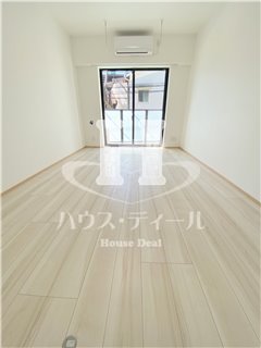 都営三田線 板橋本町駅 徒歩5分 5階建 築5年の居間写真
