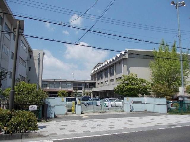 小学校　草津第二小学校（小学校）まで1514m