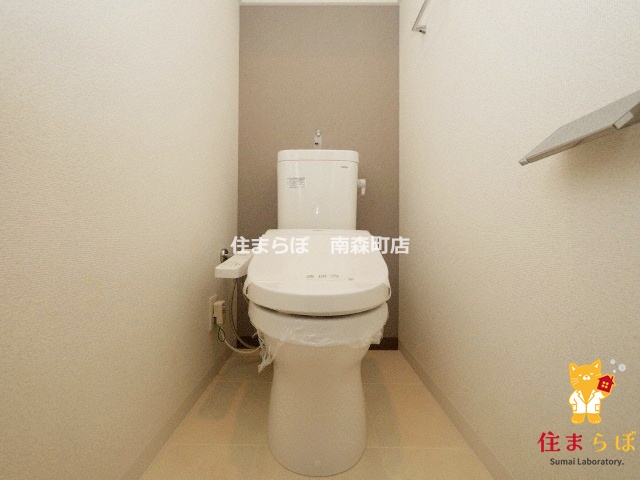 地下鉄長堀鶴見緑地線 京橋駅 徒歩2分 12階建 築10年のトイレ写真