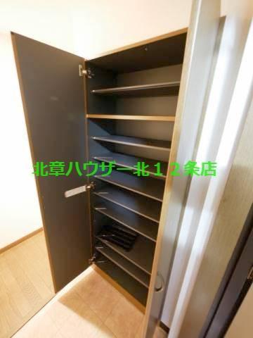 その他設備　下駄箱