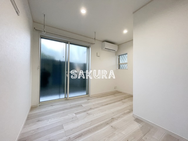 居室・リビング　開放感のあるゆったりとしたお部屋です♪
