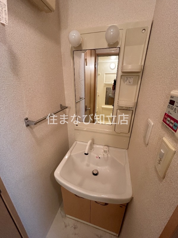 愛知環状鉄道 三河豊田駅 徒歩16分 2階建 築20年の内装写真