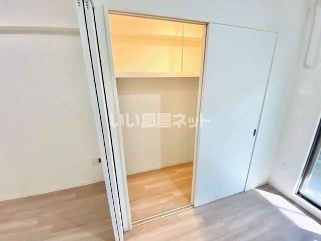 地下鉄海岸線 みなと元町駅 徒歩2分 15階建 築6年の内装写真