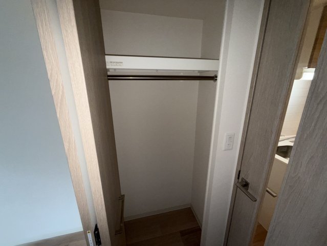 収納　同物件別部屋写真