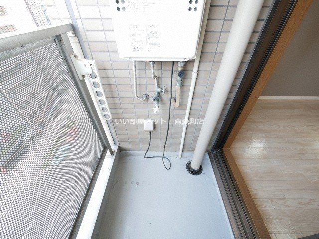 地下鉄堺筋線 北浜駅 徒歩7分 10階建 築28年の内装写真
