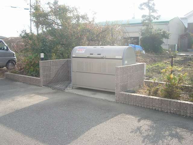 レオパレス長池の外観写真