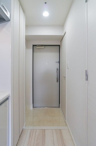 東京メトロ日比谷線 北千住駅 徒歩8分 14階建 築11年の玄関写真