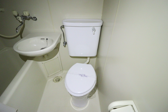 トイレ　※別部屋の写真です