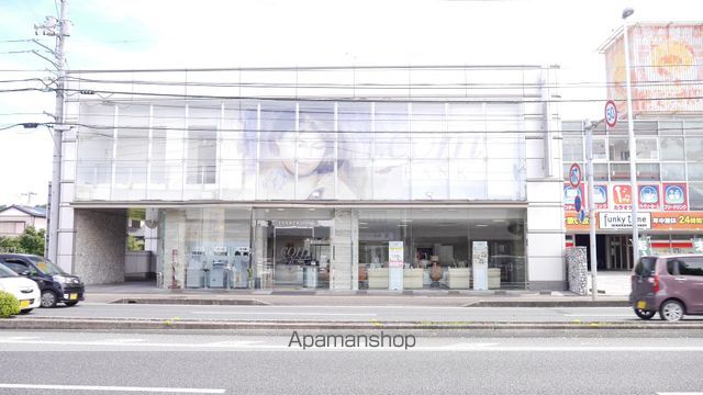 銀行　高知信用金庫高須支店（銀行）まで297m