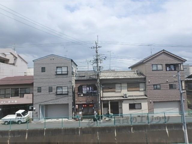 眺望　疎水が見えます。