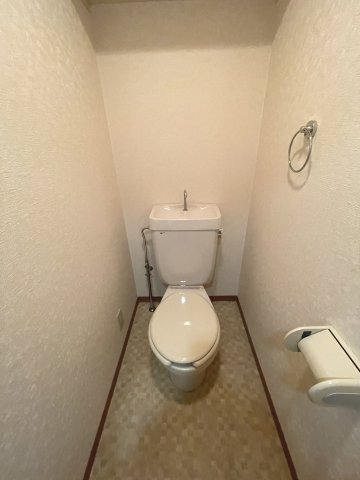 トイレ　トイレもきれいです