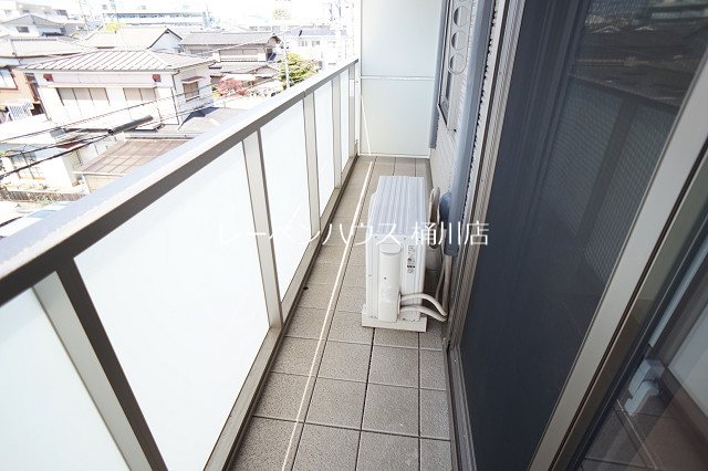 バルコニー　レーベンハウス桶川店へ　048-787-5511