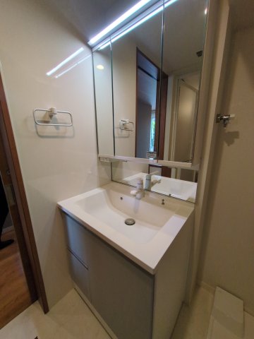 片倉戸建のトイレ写真