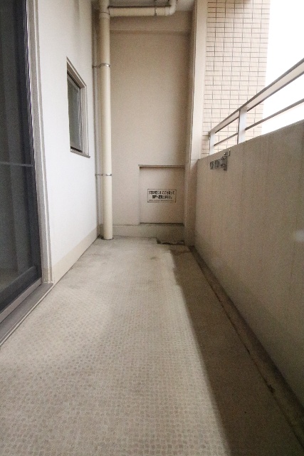 バルコニー　※別室の参考写真の為、現況優先です。
