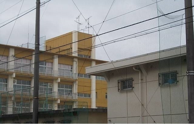 その他　今治市立立花中学校まで2500m