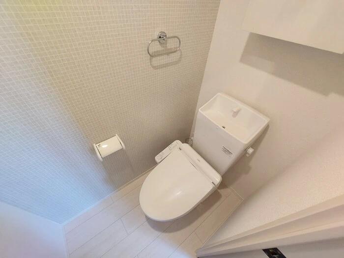 ＪＲ筑豊本線 本城駅 徒歩11分 3階建 築4年のトイレ写真