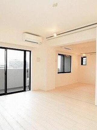 ステージグランデ蒲田アジールコートの居間写真