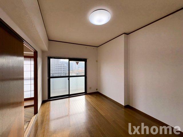 リバーサイド千里丘の居間写真