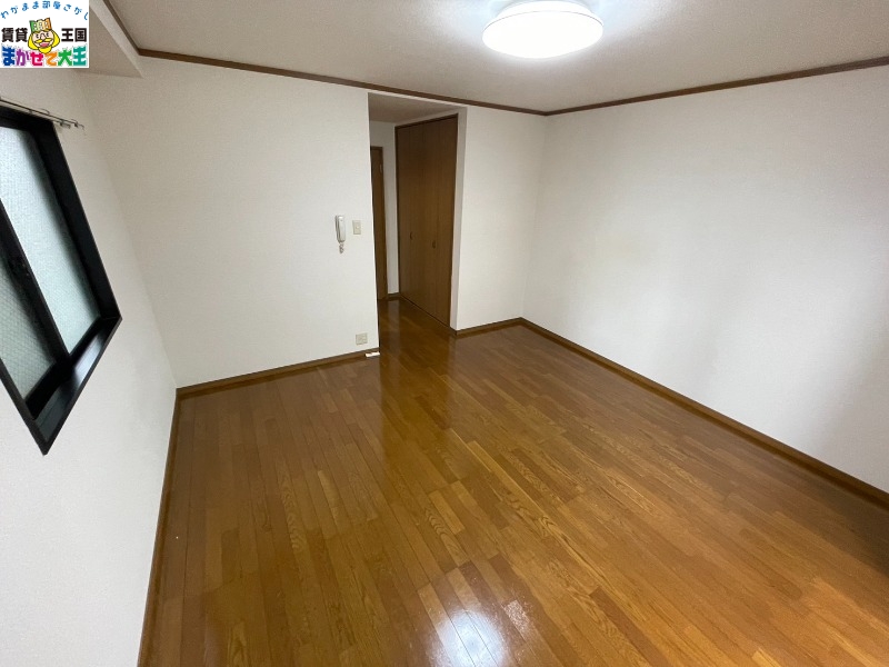 長崎電軌本線 岩屋橋駅 徒歩3分 5階建 築30年の内装写真