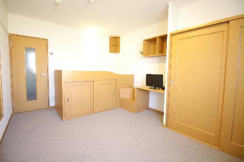その他設備　テーブルを折りたたむと、お部屋がさらに広く使えます♪