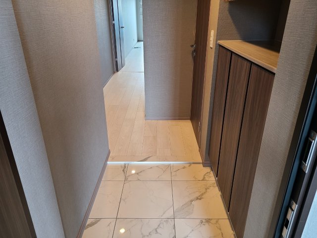 玄関　レーベン千種吹上AVANCA