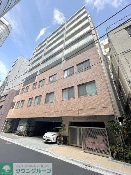 La Perla岩本町の外観写真
