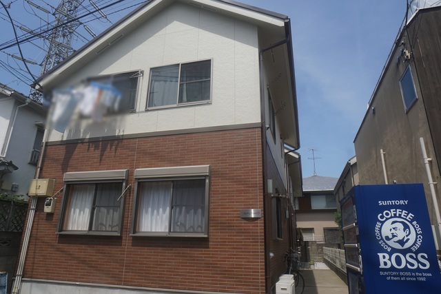 スプリングコートの外観写真