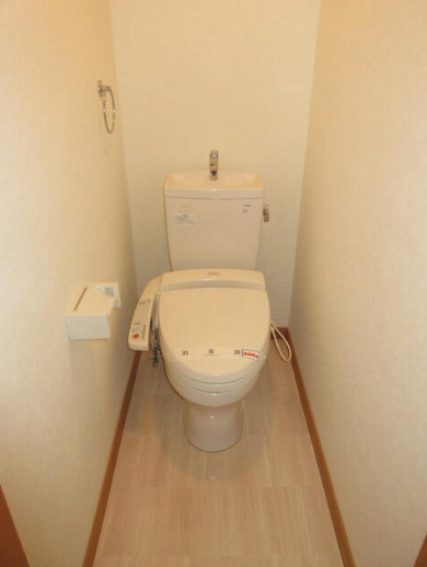 トイレ　清潔感のあるトイレです
