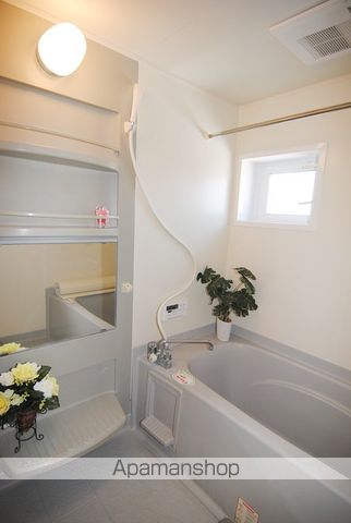 富山地鉄不二越上滝 不二越駅 徒歩27分 2階建 築25年の風呂写真