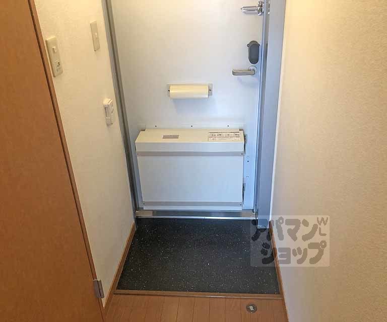レオパレスシュテルンの玄関写真