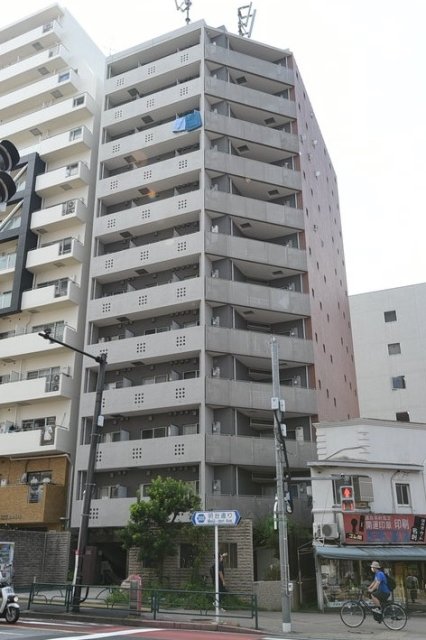スカイコート早稲田壱番館の外観写真