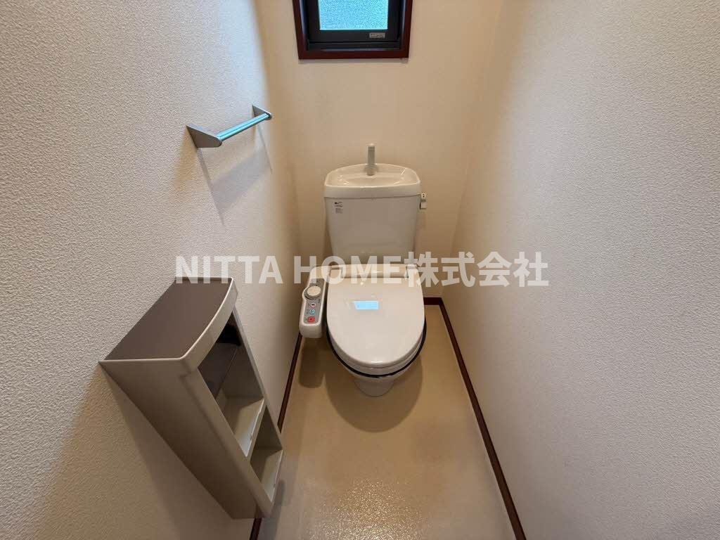 トイレ　温水洗浄付きのトイレです◇