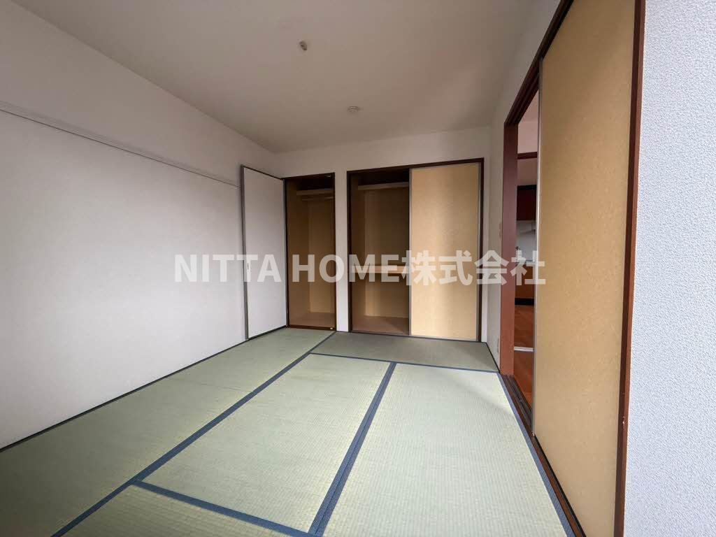 収納　収納がついた５．９帖の和室です◇