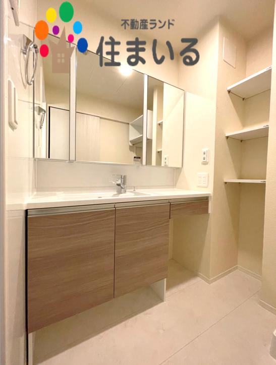 洗面設備　※写真は同型タイプとなります