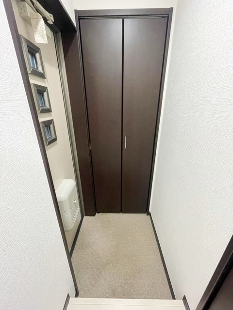 玄関　別部屋同仕様タイプ