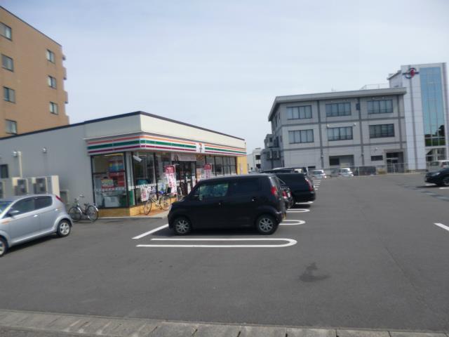 コンビニ　セブン-イレブン 新潟弁天橋通店（コンビニ）まで750m