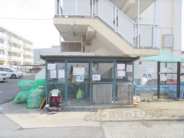 その他　ゴミ置き場