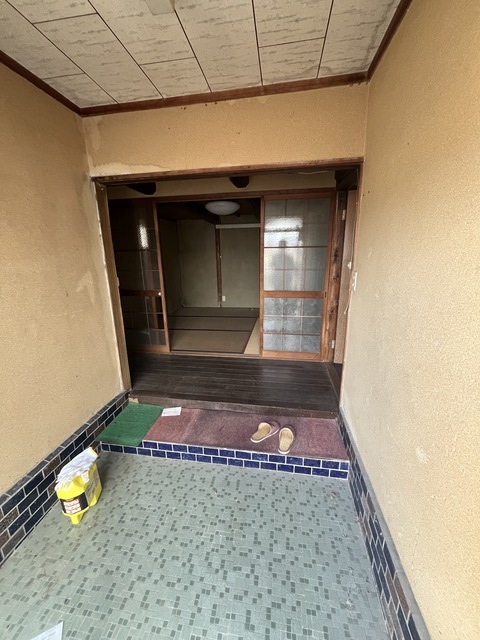 玄関