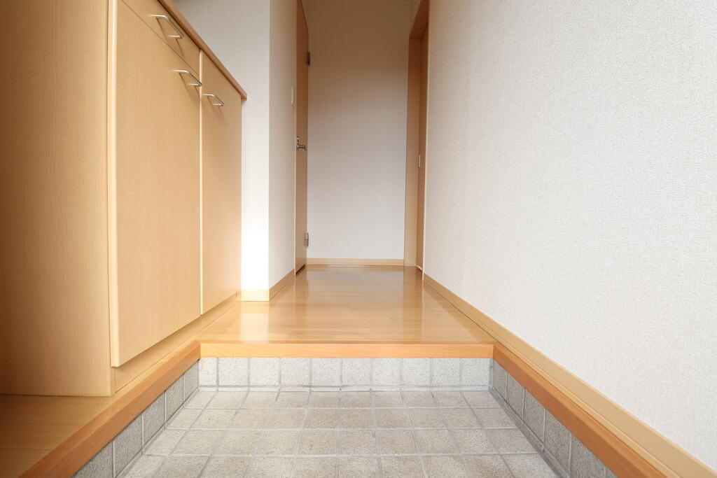 玄関　靴箱付き玄関です♪