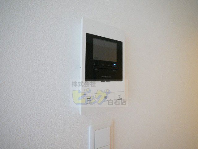 セキュリティ　防犯面で安心のＴＶモニターホン設備が付いています♪