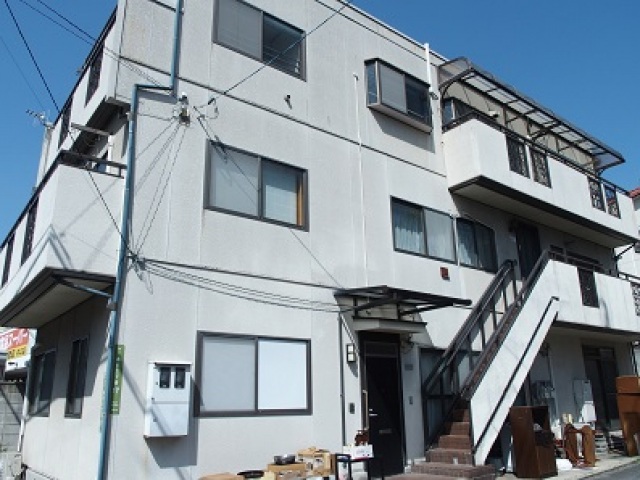建物外観　2階3階部分