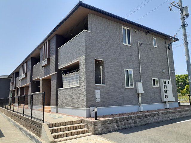 建物外観　外観は落ち着いています