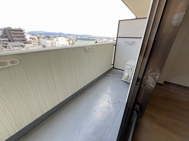 バルコニー　同物件別部屋