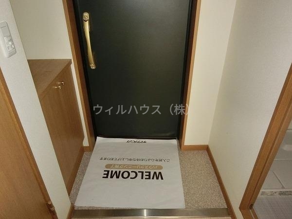 玄関　シューズボックスあり！