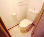 トイレ　ゆったりとした空間のトイレです。