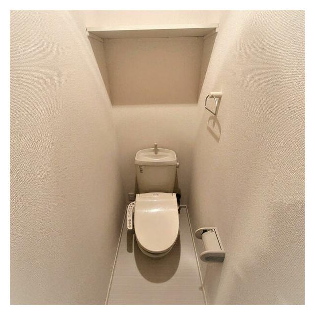 トイレ　※同タイプ参照写真