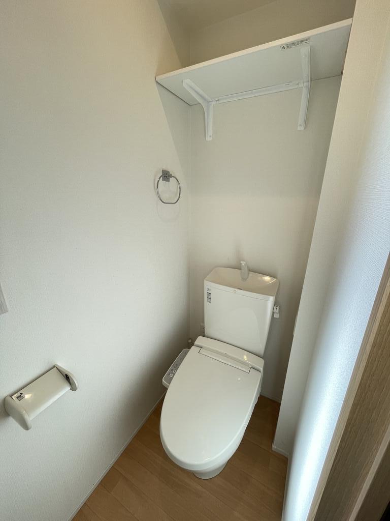 トイレ　※別部屋写真です