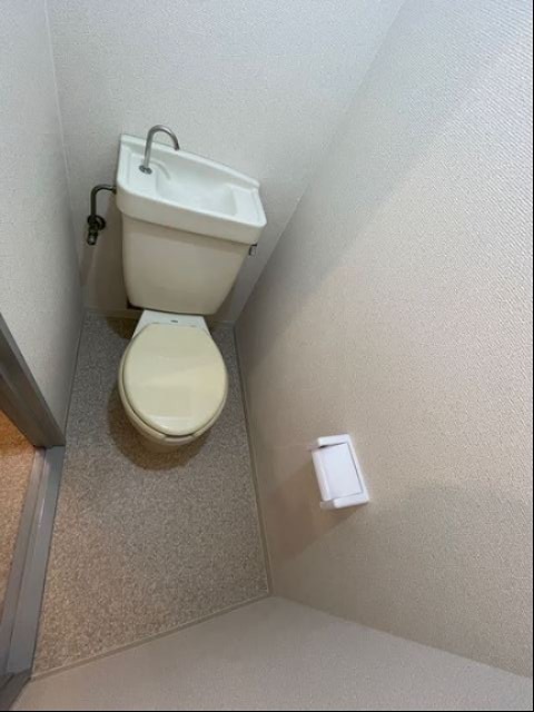 トイレ　別部屋参照