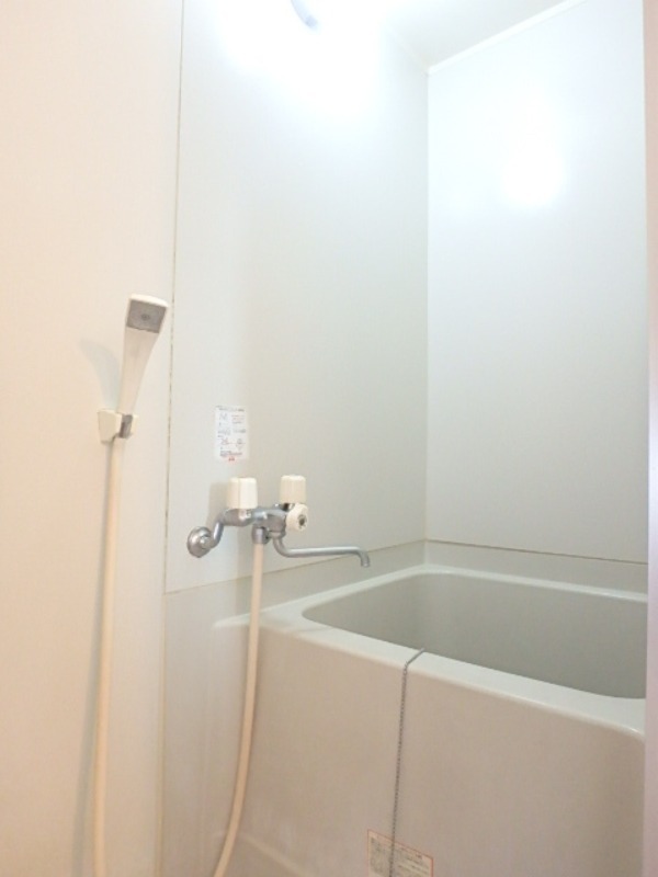 バス・シャワールーム　図面と現状に相違がある場合には現状を優先