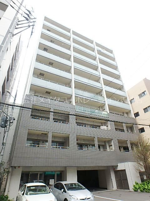 福岡市中央区大手門のマンションの建物外観